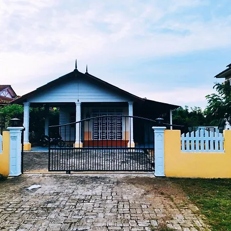 Miza Homestay Kuala Terengganu Exterior photo